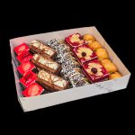 شیرینی تر یک و نیم کیلوگرمی کد8